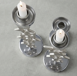 เชิงเทียนรูปดาวโลหะสีเงินสำหรับตกแต่งโต๊ะในบ้านช่วงคริสต์มาส - Product Image 3