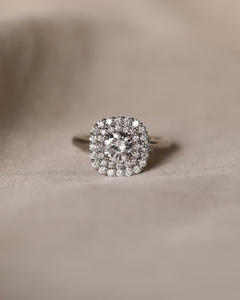 Bague de fiançailles/mariage vintage en or jaune 14 carats avec diamant de culture IGI/GIA, or blanc fin unisexe, pour anniversaire, digne d'une fête - Product Image 4