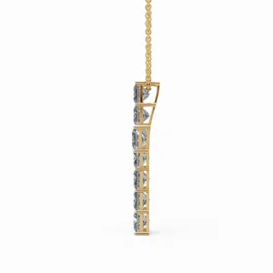 Collier pendentif en or jaune 18 carats avec diamant taille princesse en forme de croix, très demandé, certifié IGI et pureté VVS - Product Image 1