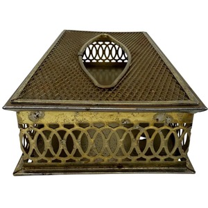 Boîte à mouchoirs rectangulaire en métal doré style vintage avec découpes, pour cuisine, hôtels, restaurants et buffets de complexes hôteliers, en provenance d'Inde - Product Image 5