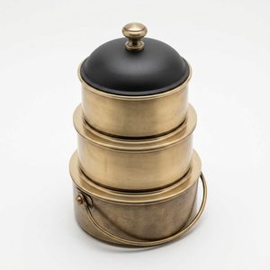 Candelabro de Latón Antiguo Negro de Cuatro Niveles de 34 cm Hecho a Mano, Decoración de Hogar de Lujo con Atractivo para Mesas de Boda, Ideal para Hoteles y Bodas - Product Image 3