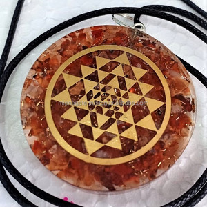 Pendentif en cristal d'orgonite de haute qualité avec incrustations de métal et de pierres précieuses pour la protection contre les ondes électromagnétiques, bijoux énergétiques faits à la main, vente en gros - Product Image 5