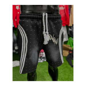 Shorts décontractés pour hommes en polyester 100 % personnalisés, effet délavé vintage, avec logo personnalisé en strass, épais, écologiques et respirants - Product Image 1