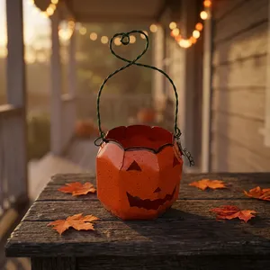 Lanterne Citrouille Métallique Artisanale – Panier Jack-o'-Lantern Orange Rustique avec Poignée en Fil Métallique en Forme de Cœur pour Décoration d'Halloween et d'Automne - Product Image 2