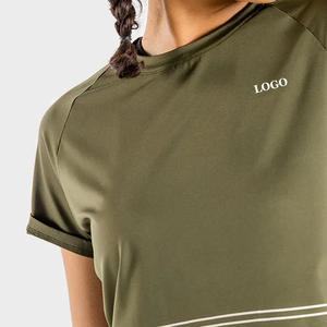 T-shirt élégant à col rond pour femme, idéal pour les acheteurs en gros – Prix direct usine, séchage rapide, évacuation de l'humidité, toucher doux et agréable, style classique - Product Image 4