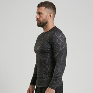 เสื้อรัดกล้ามเนื้อผู้ชายทรงสลิมสำหรับ MMA แบบซับลิเมชั่น น้ำหนักเบา สกรีนโลโก้ได้ตามต้องการ เหมาะสำหรับการฝึกซ้อมมวยปล้ำ เสื้อรัดกล้ามเนื้อผู้ชาย ระบายอากาศได้ดี - Product Image 3