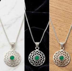 Collier en argent avec zircon vert, pendentif en forme de poire classique, bijou fin, charme pour cadeau de fête, bijoux en argent pour elle - Product Image 1