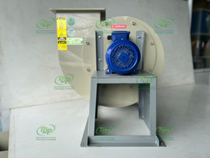Ventilateur centrifuge d'extraction de fumées chimiques PP 4kW haute pression 10000-14500 m³/h débit d'air 220V/380V - Product Image 2