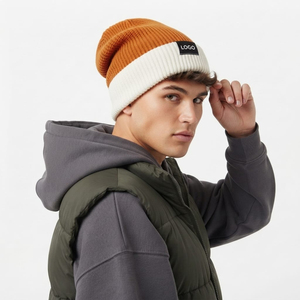 Gorro Unisex de Punto Acanalado en Color Naranja y Blanco, para Invierno, Uso Casual, con Logo Personalizado - Product Image 2