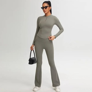 Ensemble de yoga sans couture haut de gamme, tenue de fitness haute performance, vêtements de sport respirants et extensibles pour femmes - Product Image 5