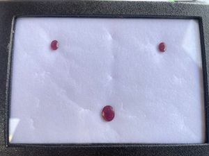 Ensemble pendentif et boucles d'oreilles en rubis libérien naturel 7,20 carats – Ensemble de pierres précieuses non montées, rubis rouge véritable en gros pour la fabrication de bijoux - Product Image 3