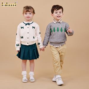 Robe Salopette Enfant DR4509 en Coton Tricoté à Motif Animal Brodé Main, Coupe Évasée avec Nœud, Collection Automne, 100% Coton, ODM - Product Image 1