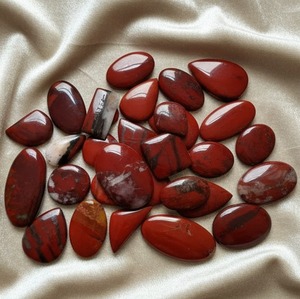 Cabujones de Jaspe Rojo Natural Certificados por CNAS, Piedras Preciosas Sueltas de Alta Calidad, Piedras Pulidas para la Fabricación de Joyería, Venta al Por Mayor - Product Image 1
