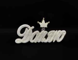 Colgante Eterno Premium con Diamantes CZ de Aspecto Helado - Product Image 3