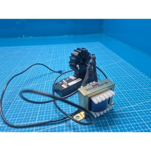 Sensor de Corriente de Efecto Hall NANA Electronics NNC-20CTA, Usado, Piezas de Equipos Semiconductores Legados - Product Image 1