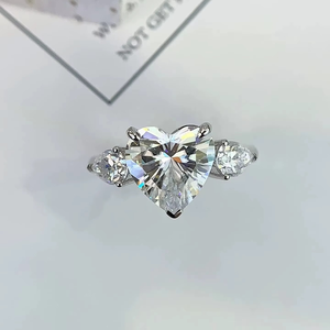 Trendy 4 Carats Heart Shape Moissanite 18K White Gold <b>Fine</b> Jewelry Women's Romantic Solitaire <b>Ring</b> for Anniversary Engagement - Product Image 6