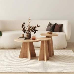 Table d'appoint en bois massif, conçue pour un usage quotidien, avec une robustesse et une beauté naturelles - Product Image 5