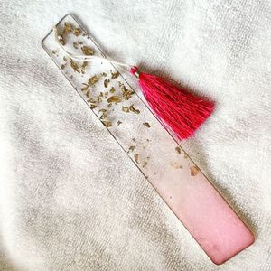 Marcapáginas de Resina Hecho a Mano para Libros, Marcapáginas Único y Colorido con Diseño Decorativo, Regalo de Lectura Personalizado para Amantes de los Libros - Product Image 2
