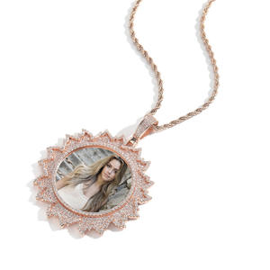 Colgante Personalizado con Foto, Chapado en Oro y Plata, con Diamante Cultivado en Laboratorio, Recuerdo, Certificado IGI, Unisex, Directo de Fábrica - Product Image 3