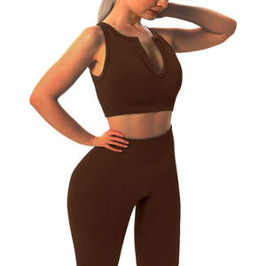 Ropa deportiva para mujer, conjunto de entrenamiento de yoga y gimnasio, moderno, de tela elástica, cómodo y con soporte. - Product Image 3