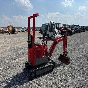 Mini-excavatrice hydraulique ultra-compacte E08 2023 de 1000 tonnes Texas pour la construction, l'aménagement paysager et les projets à accès restreint - Product Image 1