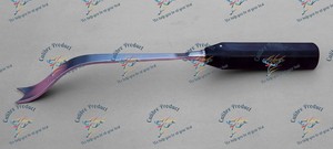 Retractor Ortopédico Tipo Mueller con Palanca para Dislocación Femoral de Cadera, 28mm, para LCA, LCP y Hombro, Material de Acero Inoxidable - Product Image 2
