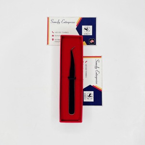 Pince à épiler professionnelle Sami courbée noire pour extensions de cils, en acier inoxydable, 10 mm, pointes lisses, Nano Grip, logo personnalisé - Product Image 5