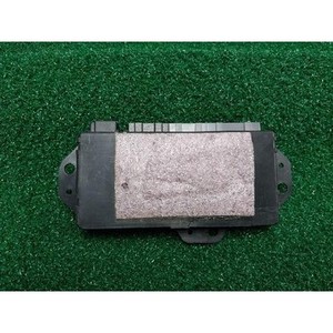 Módulo de Control de Puerta Delantera Derecha 300 2004-2010 Usado OEM 56038722AQ - Product Image 2