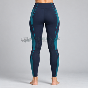 Pantalones de equitación para mujer diseñados con tela elástica, ajuste cómodo y costuras duraderas para el uso ecuestre diario. - Product Image 2