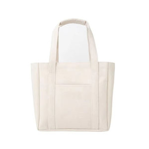 กระเป๋าผ้าแคนวาสแบบมีซิปและช่องใส่ของ  รับผลิตตามแบบ พร้อมสกรีนโลโก้  เป็นมิตรต่อสิ่งแวดล้อม ใช้ซ้ำได้ มีหลายขนาดให้เลือก เหมาะสำหรับการช้อปปิ้ง - Product Image 4