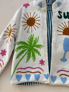 Chaqueta Reversible de Lino y Algodón Blanco Bordada a Mano para Mujer con Tema de Playa Tropical - Product Image 6