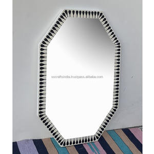 Espejo con incrustaciones de hueso de primera calidad, acento para el hogar para interiores modernos o tradicionales, disponible para suministro mundial - Product Image 2