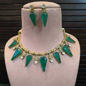 12162338GR Conjunto de joyería fina Collar de piedra de cristal chapado en oro - Product Image 1