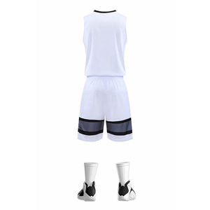 Ensemble d'uniformes de basketball pour hommes, couleur personnalisée, rayé, manches longues, short, 100% polyester, séchage rapide, respirant, anti-humidité, sport - Product Image 2