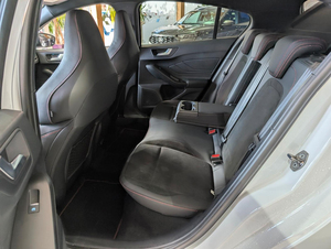 Ford Focus 2025 Usado, Motor de 4 Cilindros, Potencia 206kW (280hp), Combustible Gasolina, Tracción Delantera 4x2, 2 Ejes, Euro6e, Transmisión Manual, Volante a la Derecha - Product Image 5