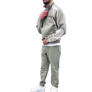 Ensemble veste et pantalon coupe-vent imperméable respirant à capuche personnalisé pour l'hiver, fabrication OEM en gros pour hommes - Product Image 3