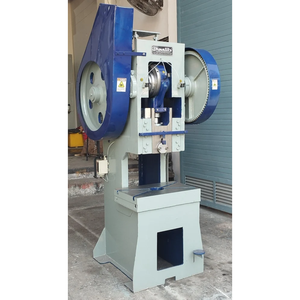 เครื่องกดโครงเหล็กซี 30 ตัน รุ่น Impact Plus แบบแมนนวล สำหรับงานหนัก ใช้กับเหล็กอ่อนในอุตสาหกรรม - Product Image 4