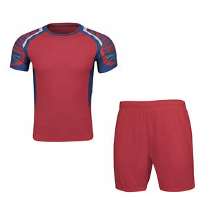 Tenue de sport personnalisable sur mesure : maillot et short pour clubs et écoles, édition design sublimé. - Product Image 1