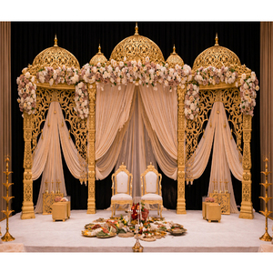 Mandap de mariage style Rajwada Bollywood avec scène intégrée, Grand Dôme Doré, Mandap de mariage design en fibre de verre, Scène de mariage Royaume-Uni - Product Image 1