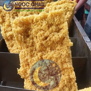 Ngoc Chau Vietnam Natural Rubber SVR 3L <b>Strip</b> Light Brown Yellow 33.33Kg Bag Cutting Service Factory Direct - Product Image 1