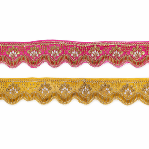 ชุดเดรสสำหรับเจ้าสาวประดับด้วยผ้าลูกไม้ประดับเลื่อมตกแต่งเสื้อผ้า - Product Image 1