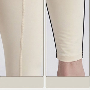 Legging de compression pour homme à rayures noires, design personnalisé, coupe ajustée, look contemporain, collant extensible très apprécié, service OEM - Product Image 3