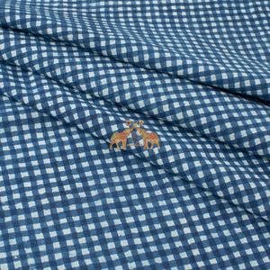 Tela de Algodón Hecha a Mano en India con Estampado de Bloques, Diseño a Cuadros Índigo, Versátil y Multiusos para Ropa de Niños - Product Image 2