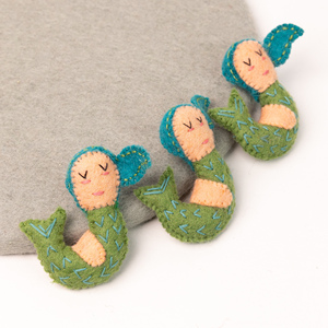 Mini Sirena de Fieltro de Lana de 7 cm, Sirena Verde Hecha a Mano para Decoración de Habitación Infantil, Comercio Justo y Hecho a Mano - Product Image 5