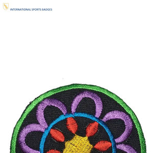 Écussons en tissu personnalisés, broderie de précision, qualité supérieure, accessoires décoratifs pour uniformes et vêtements, en vente - Product Image 3
