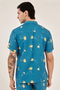 Camisa de mezclilla azul estampada de manga corta para hombre, de mezcla de algodón, corte ajustado, con botones, informal, para verano, estilo urbano, para uso diario y de noche. - Product Image 2