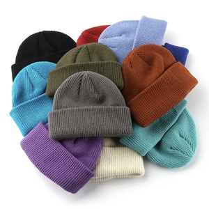 Haute qualité automne/hiver décontracté tricoté bonnets couleur unie personnalisé cachemire sport Logo imprimé pour hommes et femmes en gros - Product Image 1