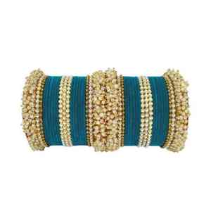 Ensemble de bracelets de mariage islamiques tendance et luxueux pour femmes, bijoux traditionnels indiens et pakistanais Kundan Chura, finition hautement polie - Product Image 1