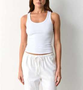 Top Corto Personalizado para Mujer, Acanalado, Ajustado, Sin Mangas, de Algodón Elástico, Básico, Blanco, Marca Privada, Fabricante de Tops Cortos de Verano - Product Image 1