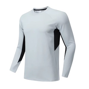 Fabricant de vêtements de sport personnalisés, t-shirt de compression athlétique haute performance, polyester et élasthanne, impression par sublimation et DTF, faible MOQ - Product Image 1